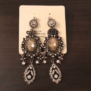 Zeynep hanif  statement earrings